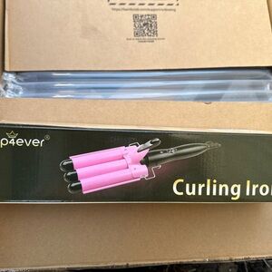 Pink Triple Barrel Curling Iron